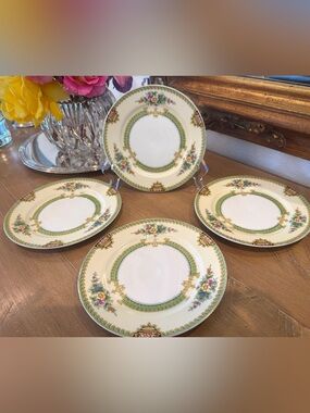 Meito China Floral Bread Dessert Plates 6.5” Set of 4 Green Gold Made in Japan